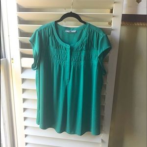 Beautiful Daniel Rainn women’s blouse